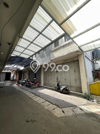 Ruko Dijual di Bandung LT 102m2 & LB 260m2 Lokasi Terbaik! Ruko Dijual di Bandung LT 102m2 & LB 260m2 Lokasi Terbaik!