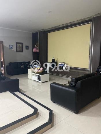 Rumah Mewah LB 600m2 Siap Pakai Desain Elegan di Singgasana, Bandung Rumah Mewah LB 600m2 Siap Pakai Desain Elegan di Singgasana, Bandung