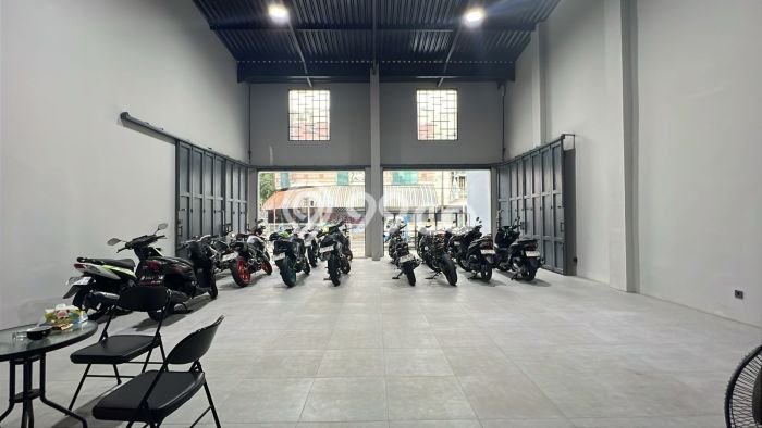 Disewakan Ruko di Kawasan Ramai Ciateul Luas 220m2 Disewakan Ruko di Kawasan Ramai Ciateul Luas 220m2