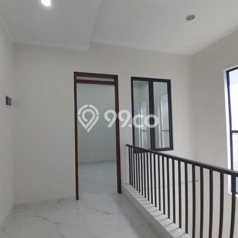 Jual Rumah Mewah Megah Dengan View Cantik di Singgasana, Bandung Jual Rumah Mewah Megah Dengan View Cantik di Singgasana, Bandung