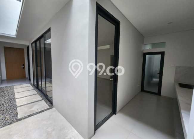 Jual Rumah Luas Elegan Dengan View Cantik di Setra Duta, Bandung Jual Rumah Luas Elegan Dengan View Cantik di Setra Duta, Bandung