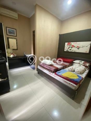 Rumah Mewah LB 600m2 Siap Pakai Desain Elegan di Singgasana, Bandung Rumah Mewah LB 600m2 Siap Pakai Desain Elegan di Singgasana, Bandung