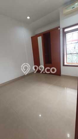Ready to Use! Luxury House LT 200m2 Desain Elegan di Singgasana Ready to Use! Luxury House LT 200m2 Desain Elegan di Singgasana
