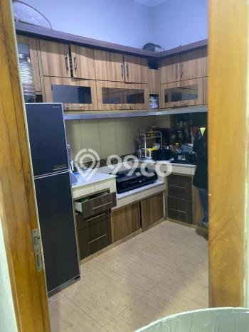 Rumah Mewah LB 600m2 Siap Pakai Desain Elegan di Singgasana, Bandung Rumah Mewah LB 600m2 Siap Pakai Desain Elegan di Singgasana, Bandung
