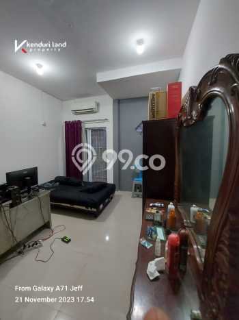 Rumah Modern Minimalis 3 Kamar Siap Huni di Jagakarsa Rumah Modern Minimalis 3 Kamar Siap Huni di Jagakarsa