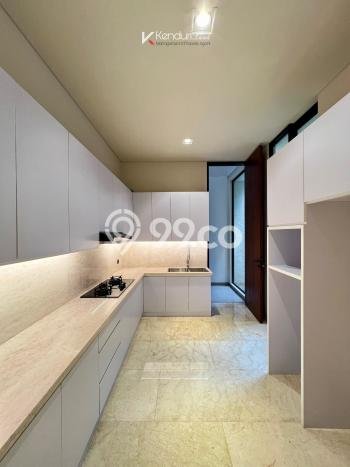 For Sale! Luxury House LT 174m2 Desain Modern di Kemang For Sale! Luxury House LT 174m2 Desain Modern di Kemang