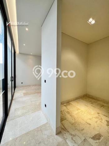 For Sale! Luxury House LT 174m2 Desain Modern di Kemang For Sale! Luxury House LT 174m2 Desain Modern di Kemang