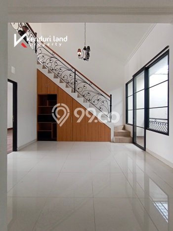 Rumah Luxury Modern Siap Huni di Kalibata Jakarta Selatan Rumah Luxury Modern Siap Huni di Kalibata Jakarta Selatan