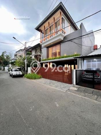 Dijual Rumah Mewah Elegan Dengan View Eksklusif di Pondok Indah, Jakarta Selatan Dijual Rumah Mewah Elegan Dengan View Eksklusif di Pondok Indah, Jakarta Selatan