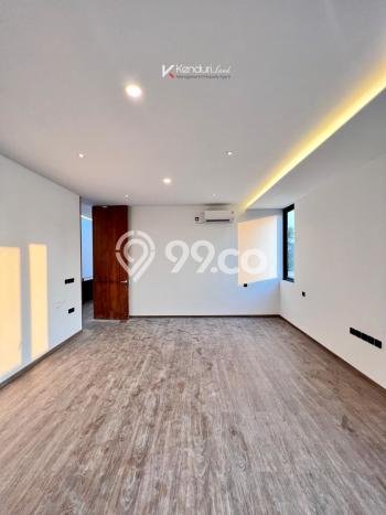 For Sale! Premium House LT 345m2 Desain Elegan di Kemang For Sale! Premium House LT 345m2 Desain Elegan di Kemang