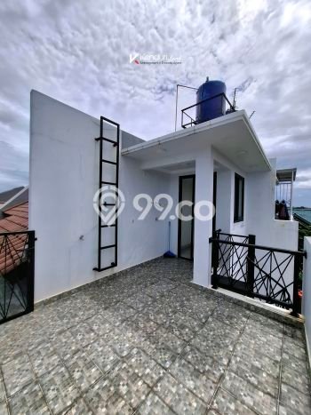 Rumah Modern 4 KT di Tanah Baru Depok Semi Furnished Rumah Modern 4 KT di Tanah Baru Depok Semi Furnished