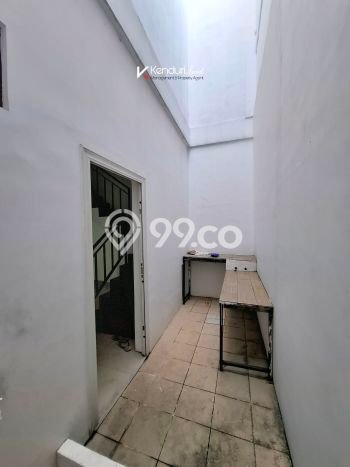 Ruko Paling Dicari LB 125m2 Dijual di Jagakarsa Ruko Paling Dicari LB 125m2 Dijual di Jagakarsa