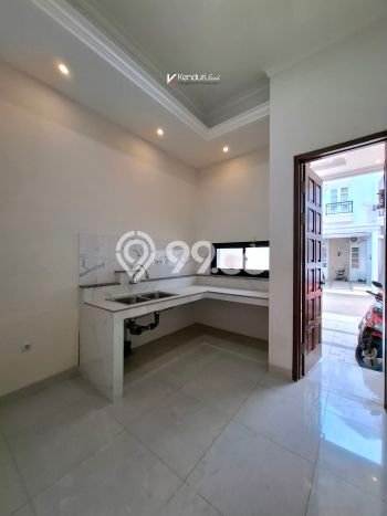 Rumah Modern 4 KT di Tanah Baru Depok Semi Furnished Rumah Modern 4 KT di Tanah Baru Depok Semi Furnished