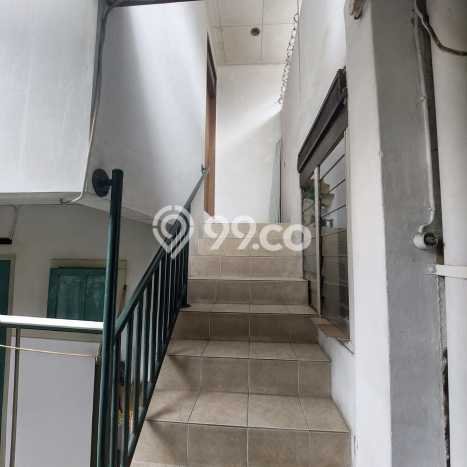 Rumah Mewah LB 250m2 Siap Huni Desain Elegan di Hegarmanah, Bandung Rumah Mewah LB 250m2 Siap Huni Desain Elegan di Hegarmanah, Bandung