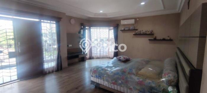 Dijual Rumah 4 Kamar Lokasi Strategis Nyaman dan Strategis di Bojongloa Kidul Dijual Rumah 4 Kamar Lokasi Strategis Nyaman dan Strategis di Bojongloa Kidul