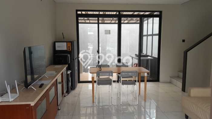 Disewakan! Rumah 3 Kamar Tidur &
2 Kamar Mandi di Kota Baru Parahyangan, Bandung Disewakan! Rumah 3 Kamar Tidur &
2 Kamar Mandi di Kota Baru Parahyangan, Bandung
