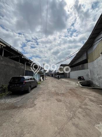Unit Gudang Disewakan di Taman Kopo Indah di Area Ramai & Strategis Unit Gudang Disewakan di Taman Kopo Indah di Area Ramai & Strategis