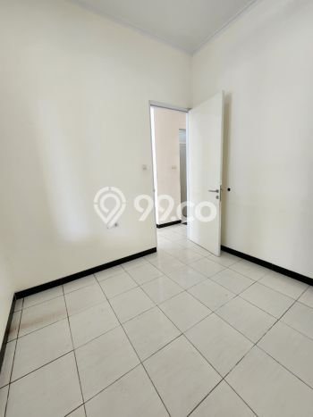 Dijual Hunian Rumah Nyaman 2 KT di Taman Kopo Indah, Bandung Dijual Hunian Rumah Nyaman 2 KT di Taman Kopo Indah, Bandung