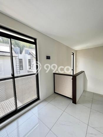 Rumah Luas Asri 3 KT Siap Pakai di Kota Baru Parahyangan Bandung Rumah Luas Asri 3 KT Siap Pakai di Kota Baru Parahyangan Bandung
