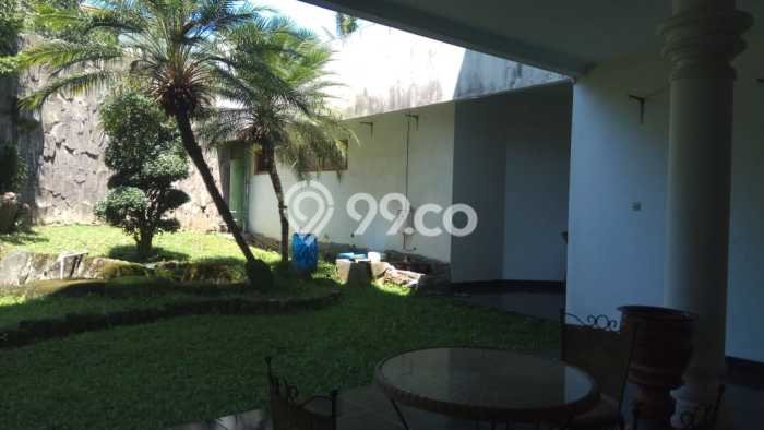 Hunian Mewah LB 720m2 Siap Pakai Desain Elegan di Cipaku, Bandung Hunian Mewah LB 720m2 Siap Pakai Desain Elegan di Cipaku, Bandung