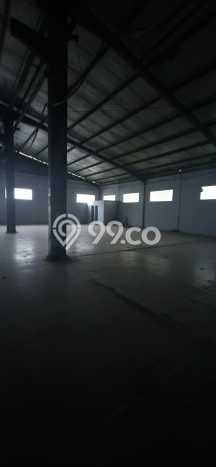 LOKASI PREMIUM! Gudang di , Luas 3840m2m², Area Niaga LOKASI PREMIUM! Gudang di , Luas 3840m2m², Area Niaga