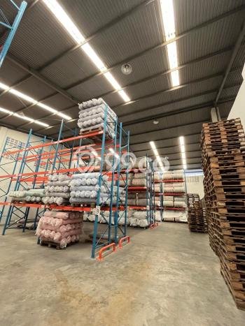 Disewakan Gudang di Kawasan Ramai Taman Kopo Indah Luas 4480m2 Disewakan Gudang di Kawasan Ramai Taman Kopo Indah Luas 4480m2