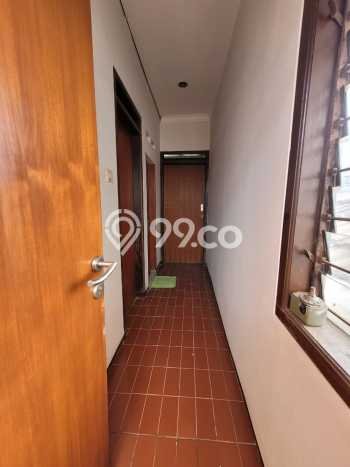 Rumah Strategis Modern Lb 130m2 di Babakan Ciparay, Bandung Rumah Strategis Modern Lb 130m2 di Babakan Ciparay, Bandung