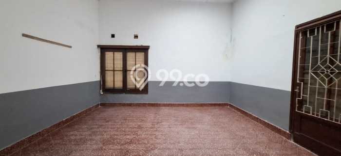 Rumah Elit LB 1000m2 Siap Pakai Desain Elegan di Dago, Bandung Rumah Elit LB 1000m2 Siap Pakai Desain Elegan di Dago, Bandung