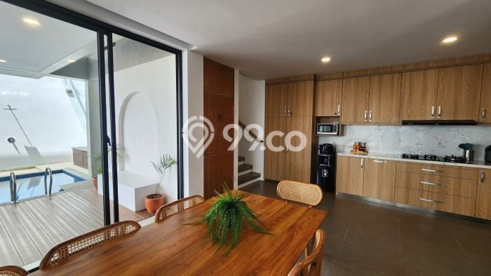 Bisnis Menjanjikan! Vila Kawasan Coblong, Dimensi 395m2m², Akses Mudah Pusat Kota Bisnis Menjanjikan! Vila Kawasan Coblong, Dimensi 395m2m², Akses Mudah Pusat Kota