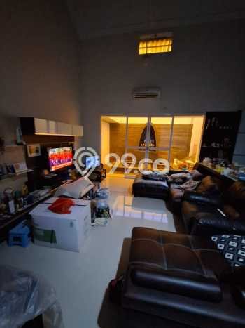 Rumah Elit Modern Tanpa Renovasi di Sudirman Bandung Rumah Elit Modern Tanpa Renovasi di Sudirman Bandung