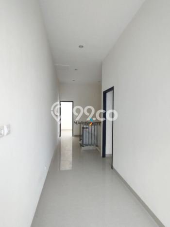 Rumah Strategis Minimalis Lb 130m2 di Rungkut, Surabaya Rumah Strategis Minimalis Lb 130m2 di Rungkut, Surabaya