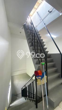 Hunian Mewah Dijual LT 272m2 di Sambikerep, Surabaya Hunian Mewah Dijual LT 272m2 di Sambikerep, Surabaya