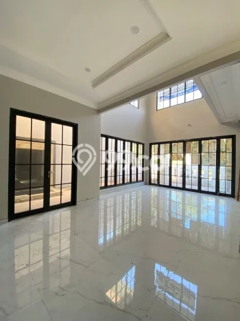 Siap Huni Rumah Mewah 4 Kamar di Lakarsantri Dekat ke Mana Saja Siap Huni Rumah Mewah 4 Kamar di Lakarsantri Dekat ke Mana Saja