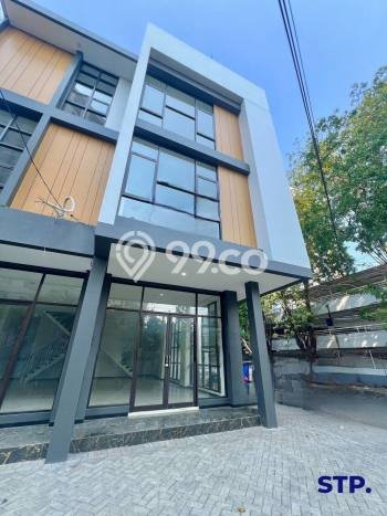 Ruko Dijual di Prime Area Surabaya Luas 211m2 Ruko Dijual di Prime Area Surabaya Luas 211m2