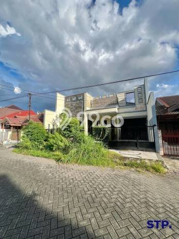 Rumah Elit Modern Siap Huni di Margorejo Surabaya Rumah Elit Modern Siap Huni di Margorejo Surabaya