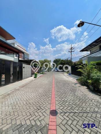 Hunian Mewah Dijual LT 176m2 di Mulyorejo, Surabaya Hunian Mewah Dijual LT 176m2 di Mulyorejo, Surabaya