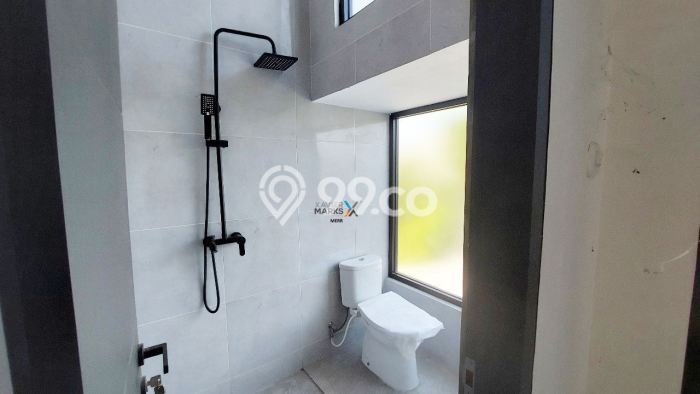Rumah Strategis Minimalis Lb 130m2 di Rungkut, Surabaya Rumah Strategis Minimalis Lb 130m2 di Rungkut, Surabaya