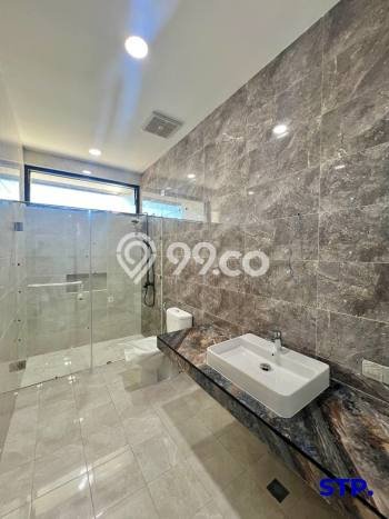 Hunian Mewah Dijual LT 176m2 di Mulyorejo, Surabaya Hunian Mewah Dijual LT 176m2 di Mulyorejo, Surabaya