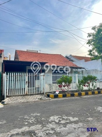 Jual Rumah Strategis Bagus Punya 3 KT di Rungkut Surabaya SHM Jual Rumah Strategis Bagus Punya 3 KT di Rungkut Surabaya SHM