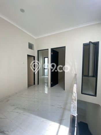 Dijual Rumah Minimalis Bagus Punya 4 KT di Wiyung Surabaya SHM Dijual Rumah Minimalis Bagus Punya 4 KT di Wiyung Surabaya SHM