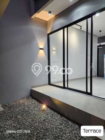 Rumah Strategis Modern Lb 118m2 di BSD, Tangerang Selatan Rumah Strategis Modern Lb 118m2 di BSD, Tangerang Selatan
