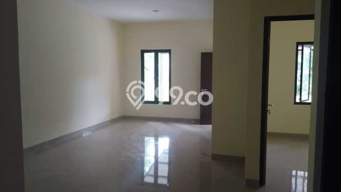 For Sale Hunian Rumah Nyaman 4 KT di Alam Sutera, Tangerang For Sale Hunian Rumah Nyaman 4 KT di Alam Sutera, Tangerang