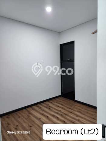 Rumah Strategis Modern Lb 118m2 di BSD, Tangerang Selatan Rumah Strategis Modern Lb 118m2 di BSD, Tangerang Selatan