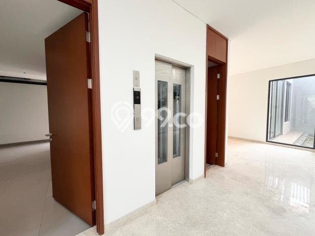 Hunian Mewah Dijual LT 570m2 di BSD, Tangerang Selatan Hunian Mewah Dijual LT 570m2 di BSD, Tangerang Selatan