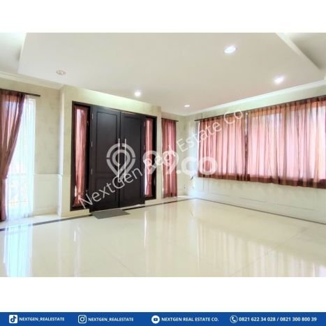 EXCLUSIVE HOME! Rumah di Gading Serpong, 4 KM, Design Minimalis, LT 586m² LB 800m² EXCLUSIVE HOME! Rumah di Gading Serpong, 4 KM, Design Minimalis, LT 586m² LB 800m²