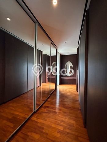 Dijual Rumah Luas Megah Dengan View Cantik di Gading Serpong, Tangerang Dijual Rumah Luas Megah Dengan View Cantik di Gading Serpong, Tangerang