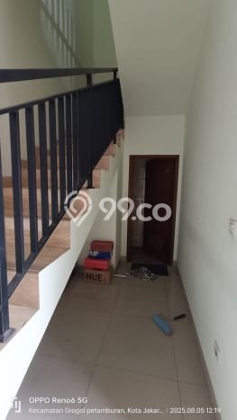 Hunian Elit LB 200m2 Siap Huni Desain Elegan di Tomang, Jakarta Barat Hunian Elit LB 200m2 Siap Huni Desain Elegan di Tomang, Jakarta Barat
