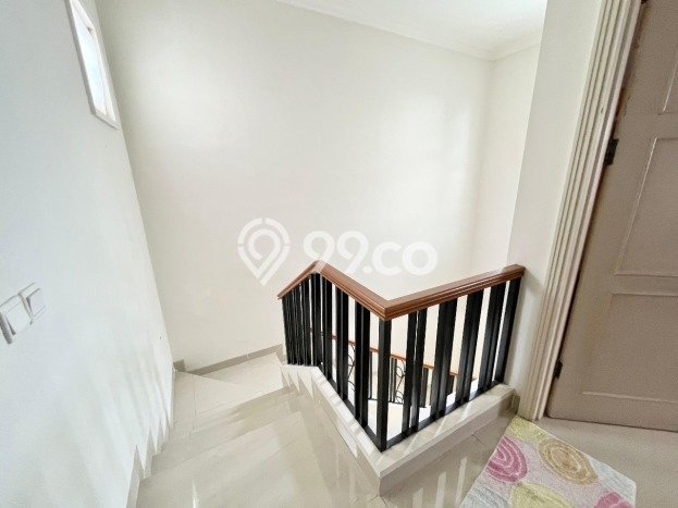 Jual Rumah Luas Elegan Dengan View Cantik di Gading Serpong, Tangerang Jual Rumah Luas Elegan Dengan View Cantik di Gading Serpong, Tangerang