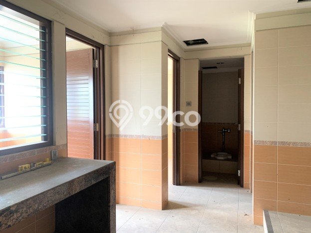 Rumah Luxury Modern Tanpa Renovasi di Gading Serpong Tangerang Rumah Luxury Modern Tanpa Renovasi di Gading Serpong Tangerang