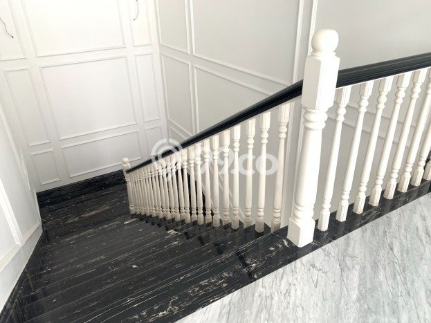 For Sale! Luxury House LT 563m2 Desain Elegan di Gading Serpong For Sale! Luxury House LT 563m2 Desain Elegan di Gading Serpong